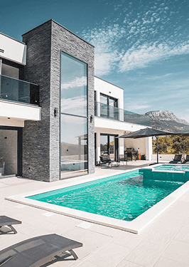 عنوان الخبر هنا